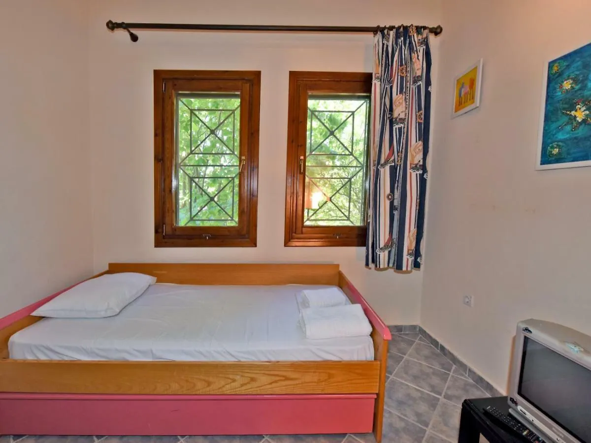 Savina's Maisonette by TravelPro Services Nea Plagia Halkidiki 0*,